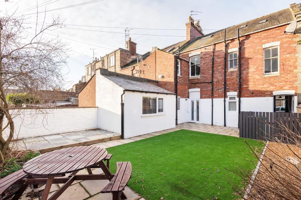 St Andrews - 5 Min Walk To Centre Apartment Екстериор снимка